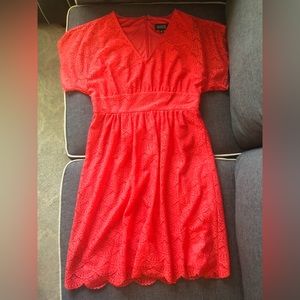 Adrianna Papell Cocktail Dress with V-Neck and Scallop Hem